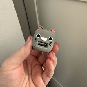 Cat USB wall charger